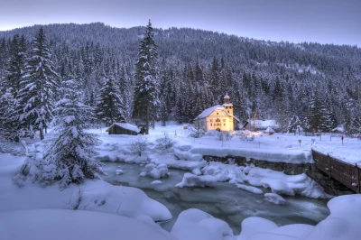 Les Contamines Montjoie in winter